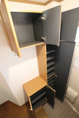 物件内観写真7　(シューズボックス)