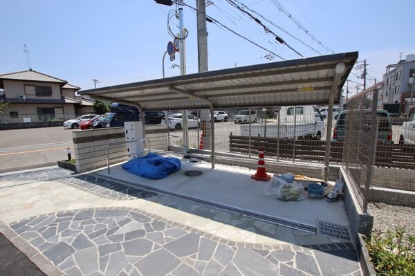 建物設備(駐輪場)