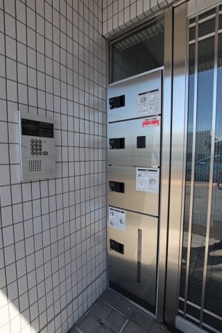 物件内観写真6　(オートロック)