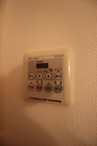 物件内観写真11　(浴室乾燥機)