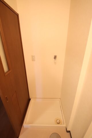 物件内観写真17　(室内洗濯機置場)