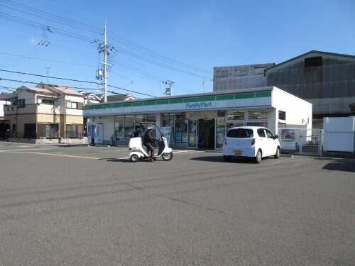 物件内観写真16　(ファミリーマート堺大野芝町店 416m)