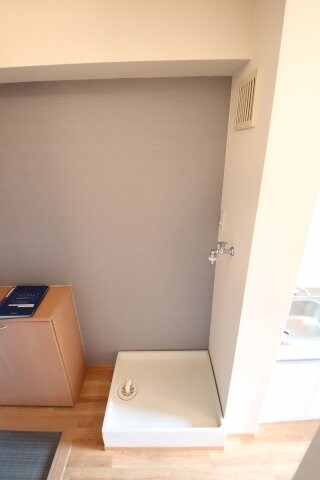 物件内観写真8　(室内洗濯機置場)