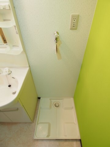 物件内観写真14　(室内洗濯機置き場)