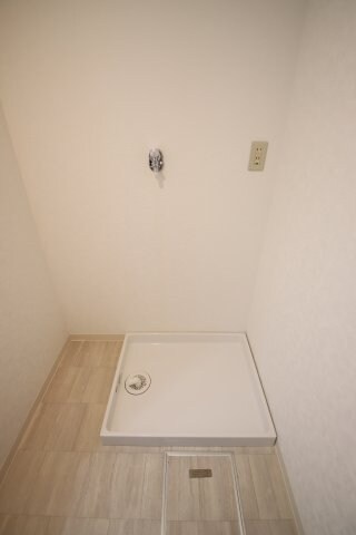 物件内観写真10　(室内洗濯機置場)