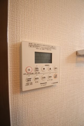 物件内観写真16　(浴室乾燥機)