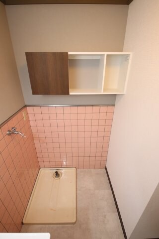 物件内観写真17　(室内洗濯機置場)