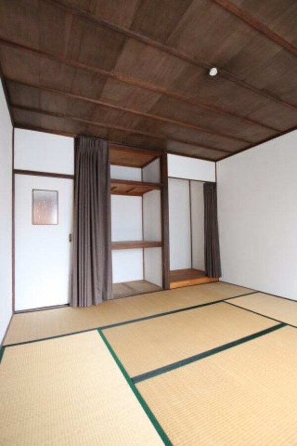 寝室