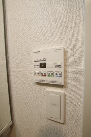 物件内観写真13　(浴室乾燥機)