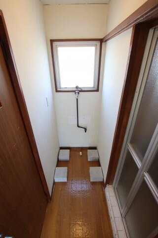 物件内観写真8　(室内洗濯機置場)