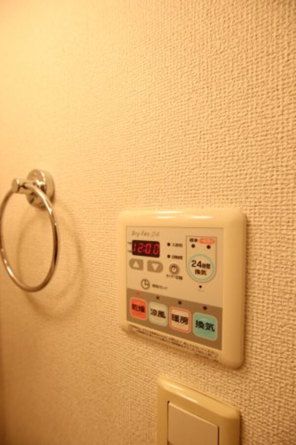 建物設備(浴室乾燥機)
