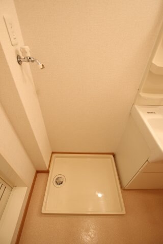 物件内観写真13　(室内洗濯機置き場)