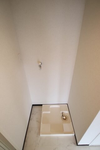 物件内観写真23　(室内洗濯機置場)