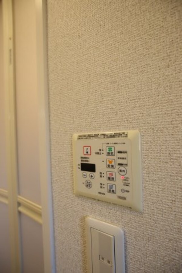 建物設備(浴室乾燥機)