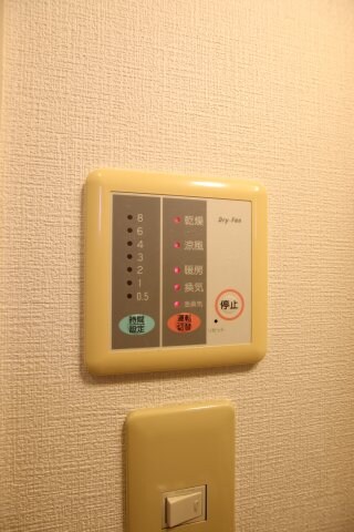 物件内観写真12　(浴室乾燥機)