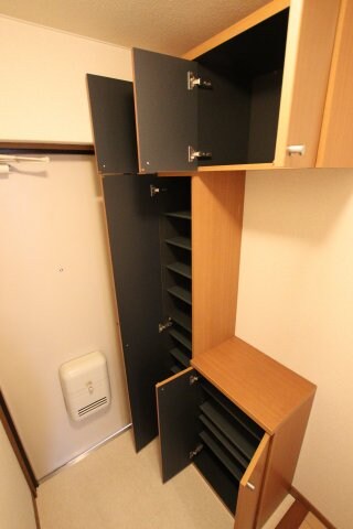 物件内観写真7　(シューズボックス)
