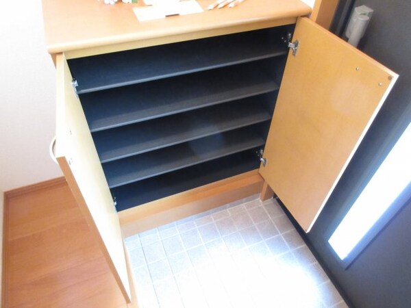 その他(シューズボックスがあるので靴の整理整頓もラクラク♪)