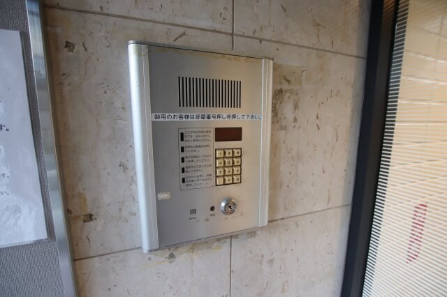 物件内観写真6　(オートロック)