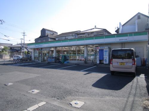 物件内観写真30　(ファミリーマート富田林津々山台店 1838m)
