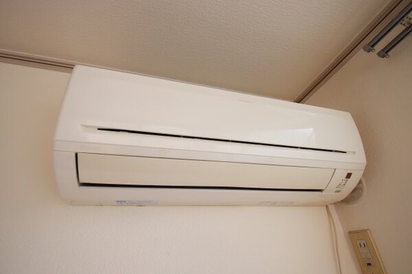建物設備(エアコン)