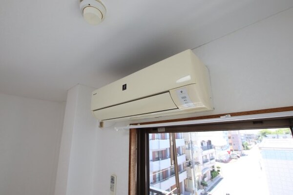 建物設備(エアコン)