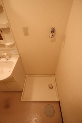 物件内観写真17　(室内洗濯機置場)