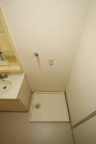 物件内観写真12　(室内洗濯機置き場)