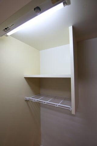 物件内観写真14　(棚)