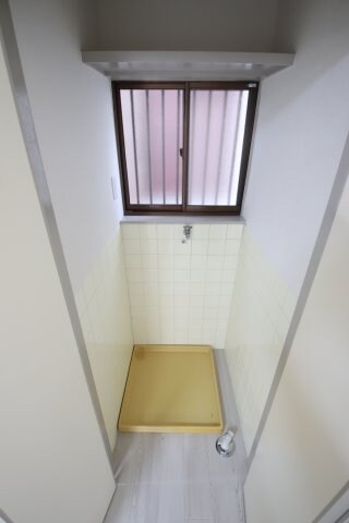 物件内観写真12　(室内洗濯機置場)