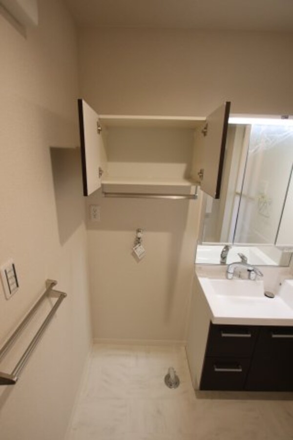 建物設備(室内洗濯機置場)