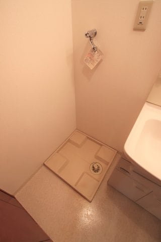 物件内観写真20　(室内洗濯機置場)