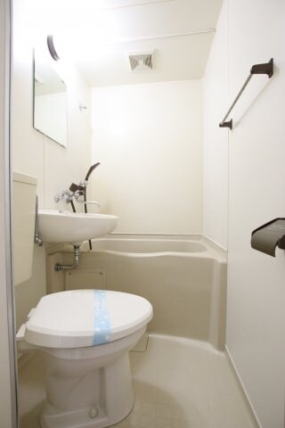 物件内観写真15　(ユニットバス)