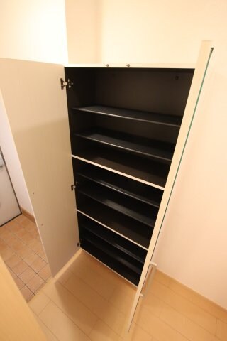 物件内観写真7　(シューズボックス)