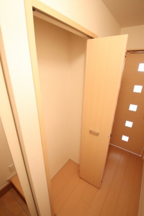 収納(玄関収納)