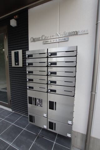 物件外観写真3　(宅配BOX)