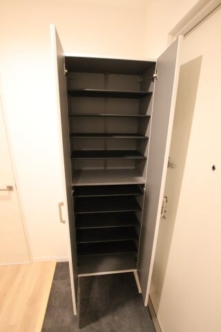 物件内観写真7　(シューズボックス)