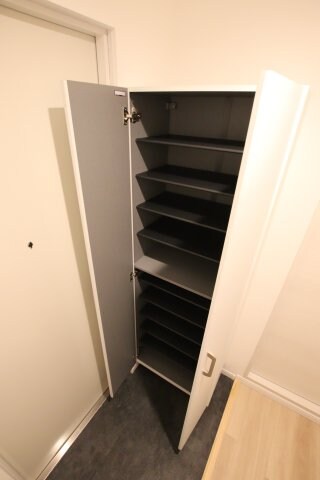 物件内観写真7　(シューズボックス)
