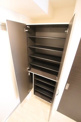 物件内観写真7　(シューズボックス)