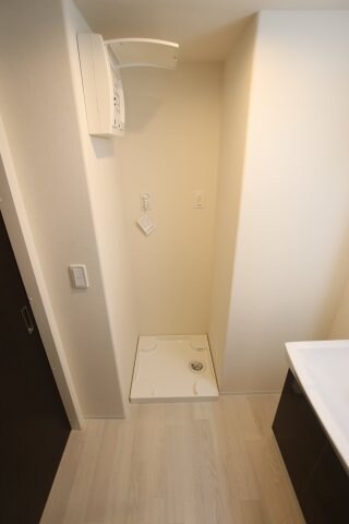 物件内観写真13　(室内洗濯機置き場)