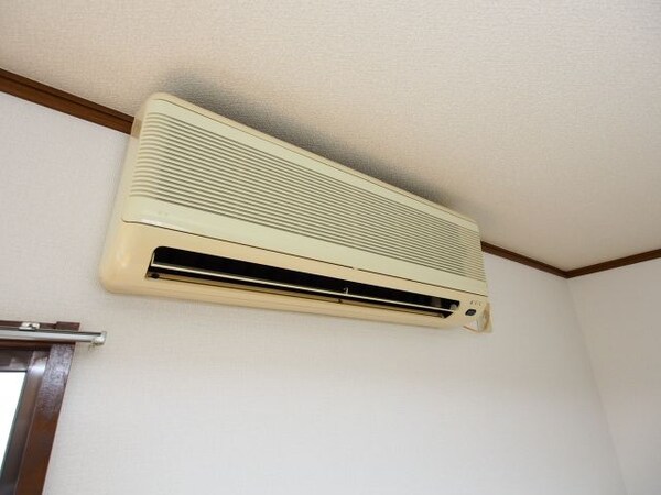 建物設備(エアコン)