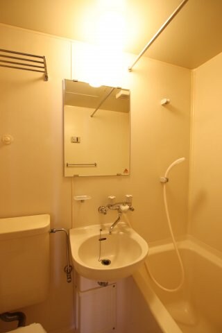 物件内観写真18　(洗面台)