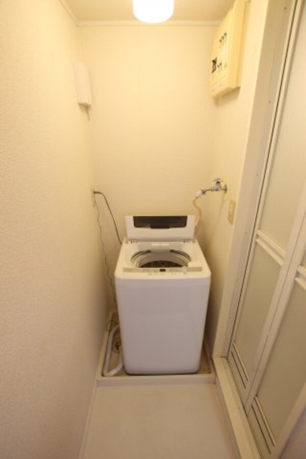 建物設備(室内洗濯機置場)