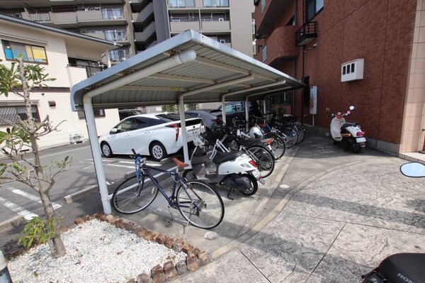 建物設備(駐輪場)