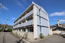 レオパレスピュアの外観写真