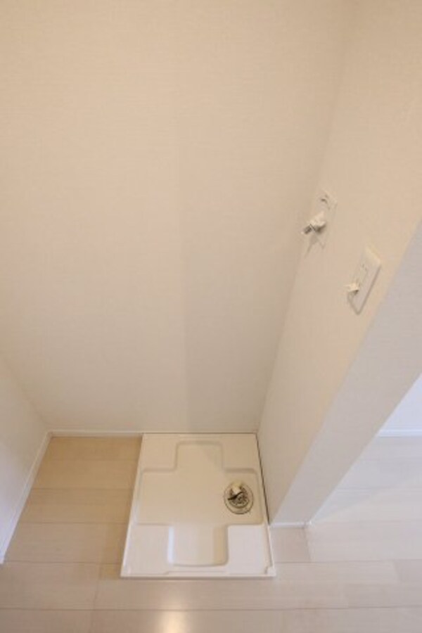 建物設備(室内洗濯機置場)