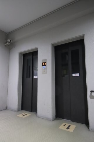 物件内観写真6　(エレベーター)