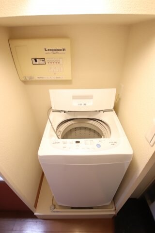 物件内観写真9　(洗濯機)