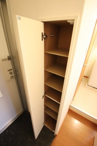 物件内観写真7　(シューズボックス)