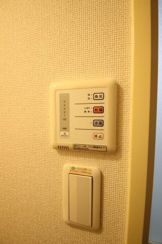 物件内観写真14　(浴室乾燥機)