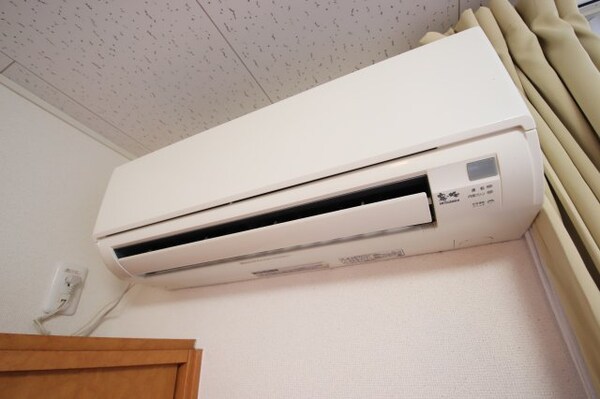 建物設備(エアコン)